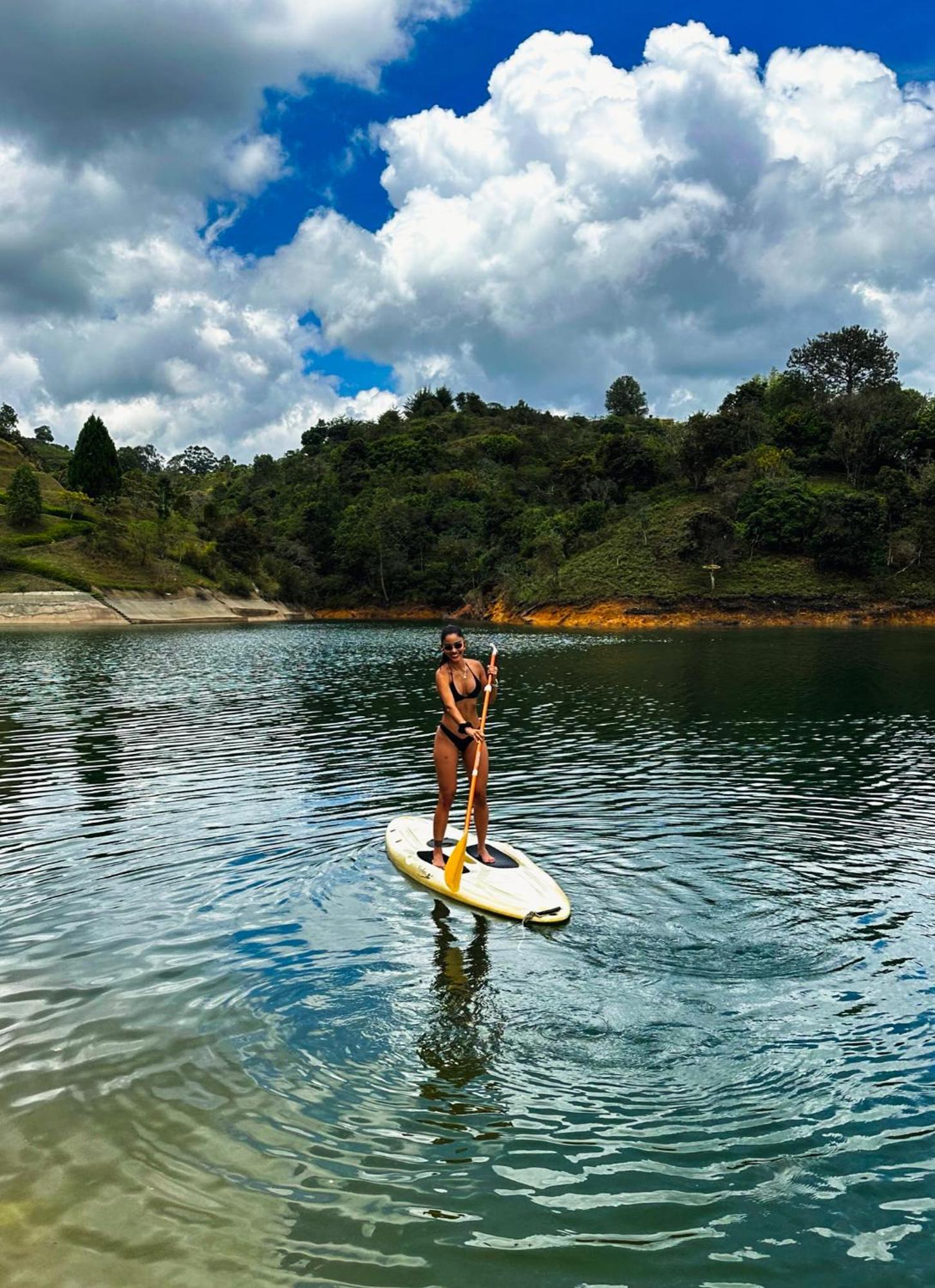 The Boato Hotel Guatape Luaran gambar Stand Up Paddle Boarding at the dam